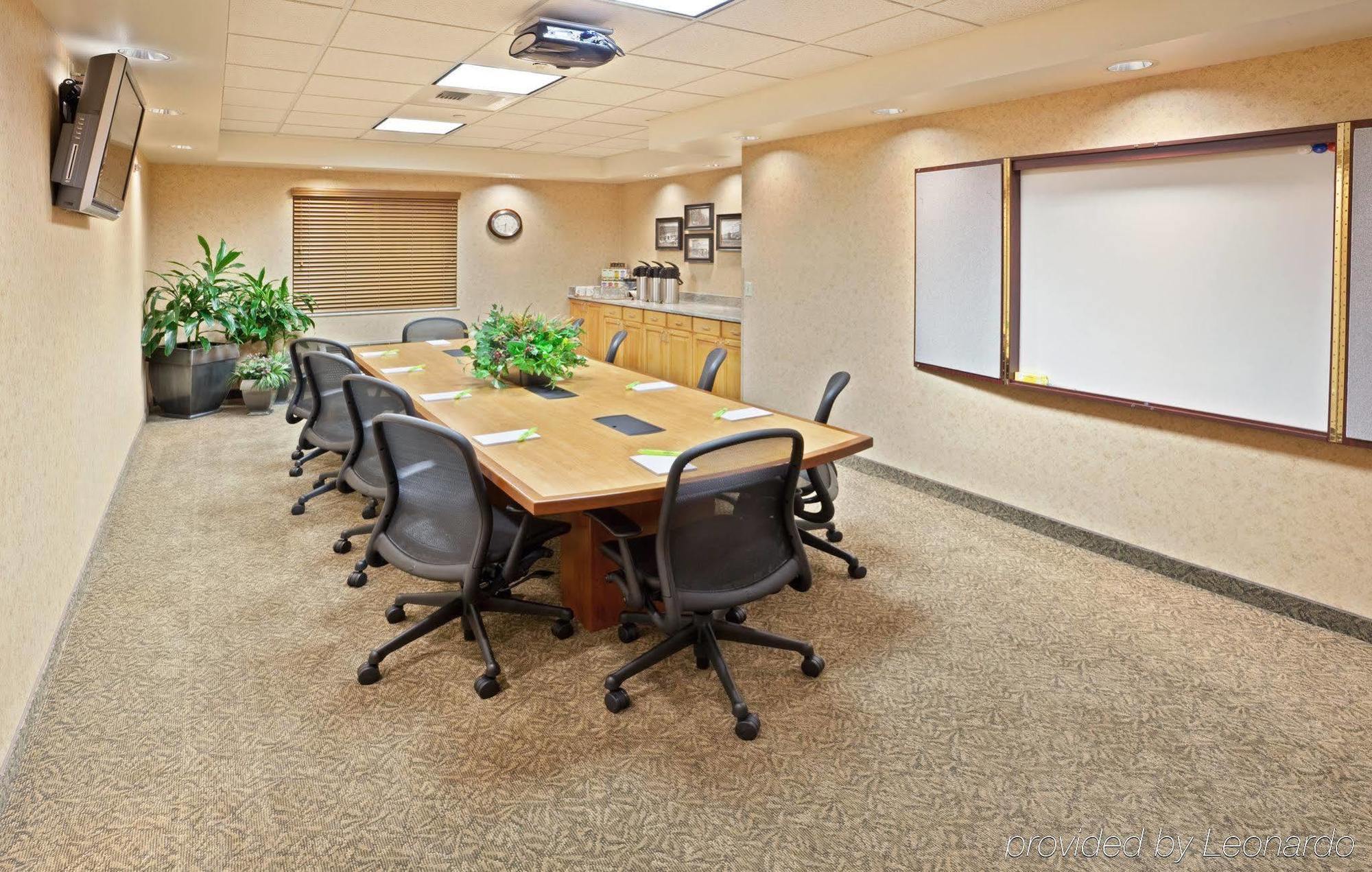 Holiday Inn Express & Suites Cheney By Ihg Zewnętrze zdjęcie