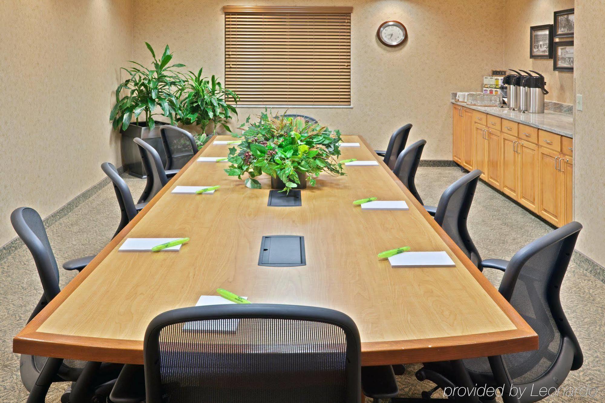 Holiday Inn Express & Suites Cheney By Ihg Zewnętrze zdjęcie
